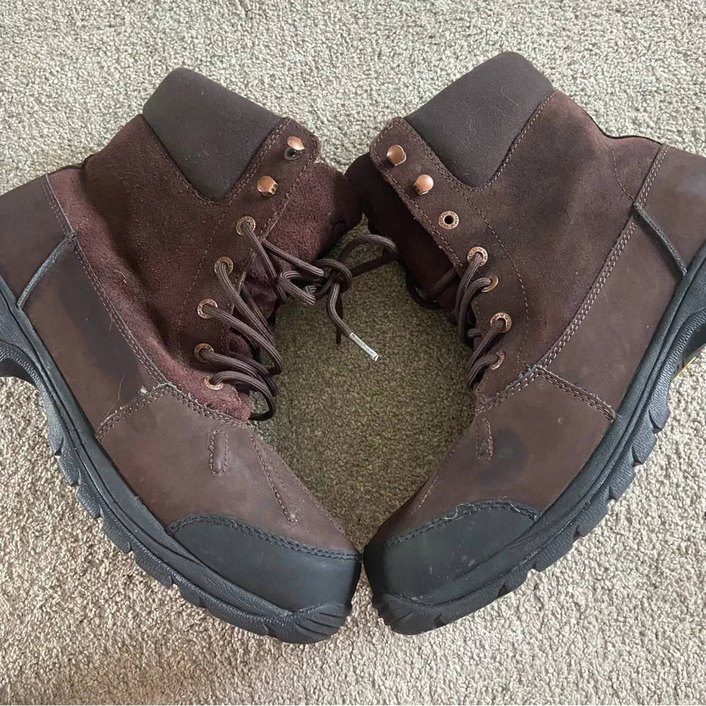 Ugg Men’s Metcalf Cold Weather Boot Sz 12 Brown - Picture 2 of 7